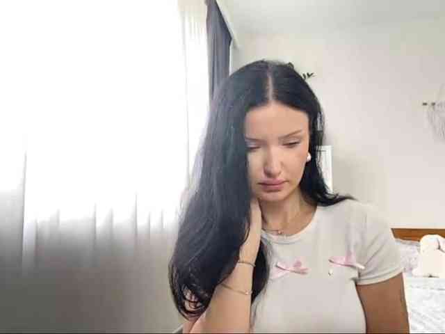 JoanFlirt webcam