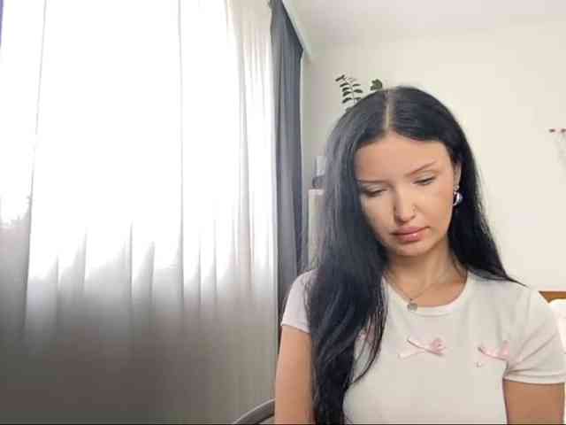 JoanFlirt webcam