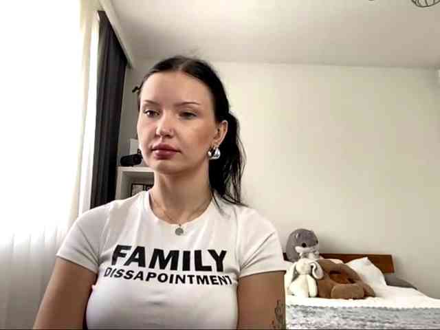 JoanFlirt webcam