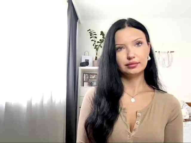 JoanFlirt webcam