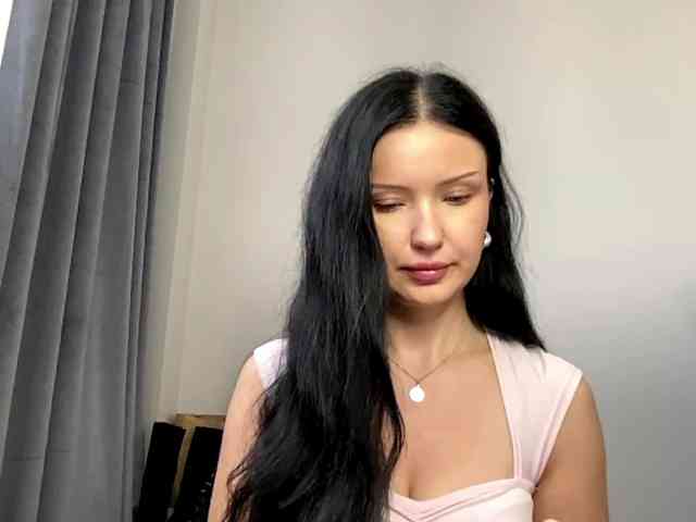 JoanFlirt webcam