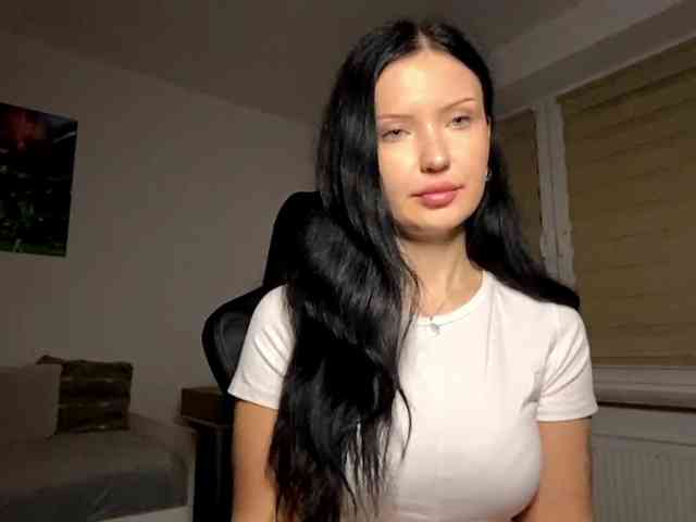 JoanFlirt webcam