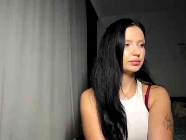 JoanFlirt