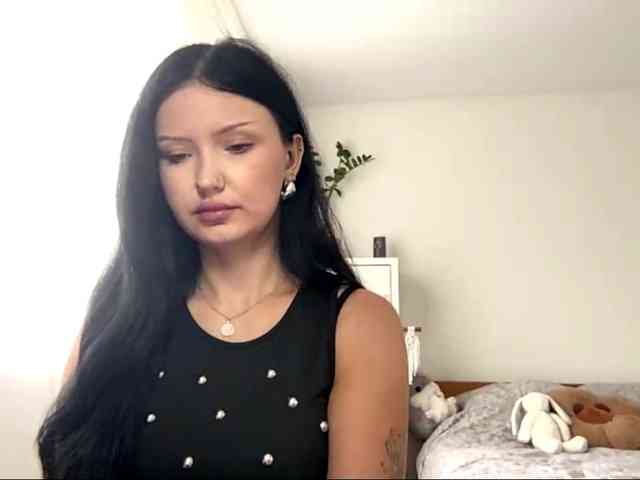 JoanFlirt