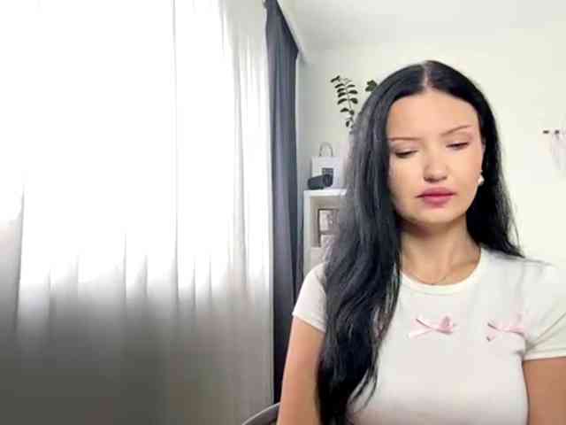 JoanFlirt