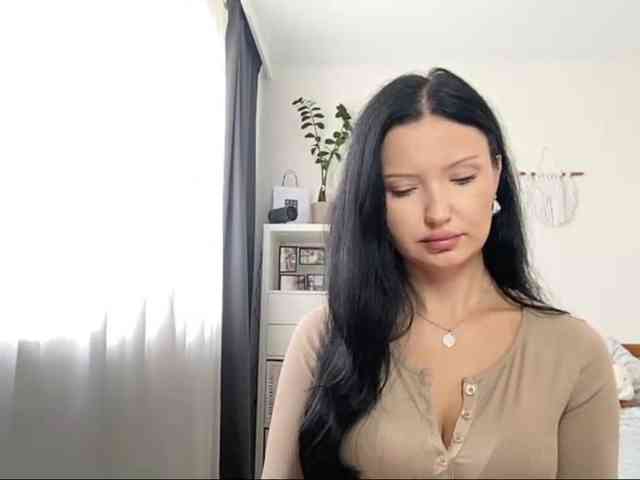 JoanFlirt