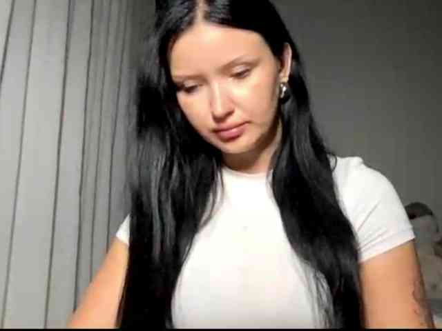 JoanFlirt