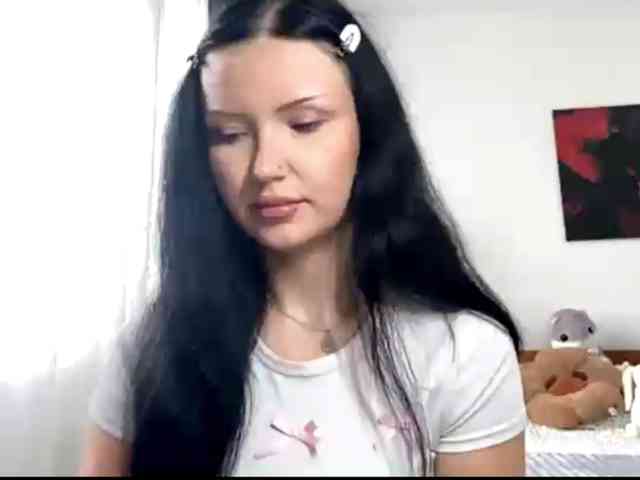 JoanFlirt webcam