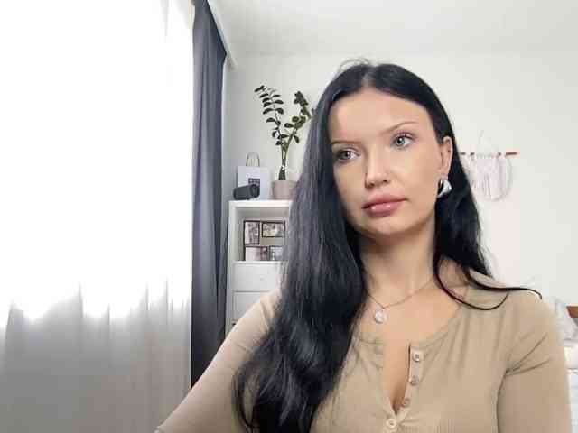 JoanFlirt webcam