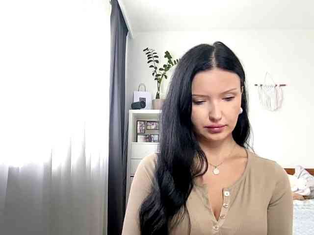 JoanFlirt