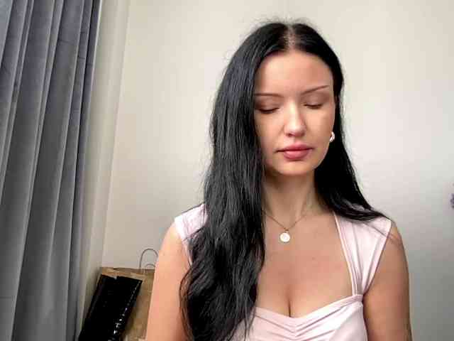 JoanFlirt webcam