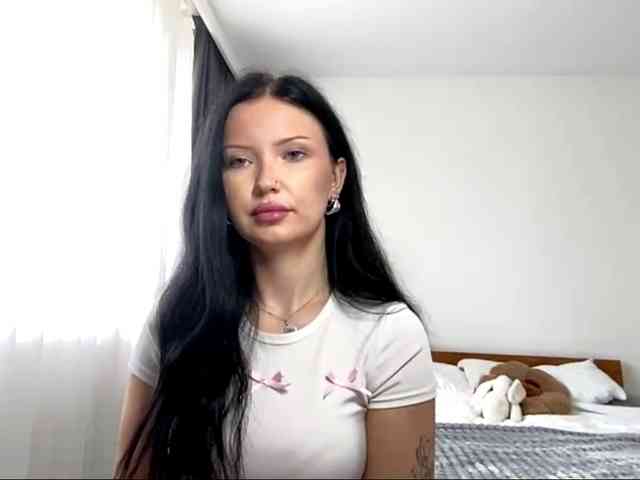 JoanFlirt webcam