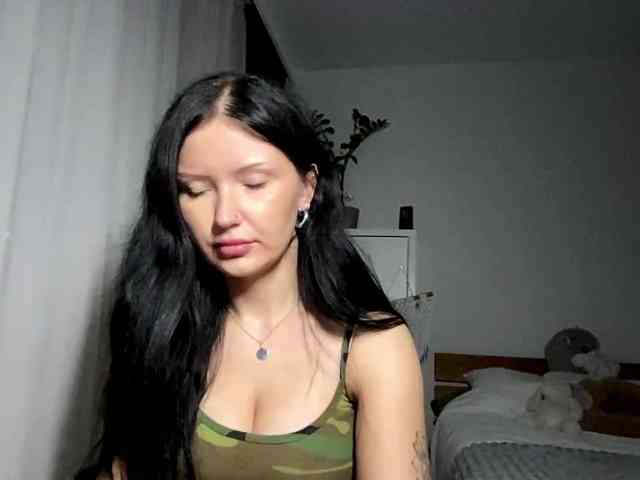 JoanFlirt webcam