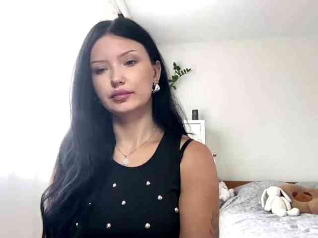 JoanFlirt webcam