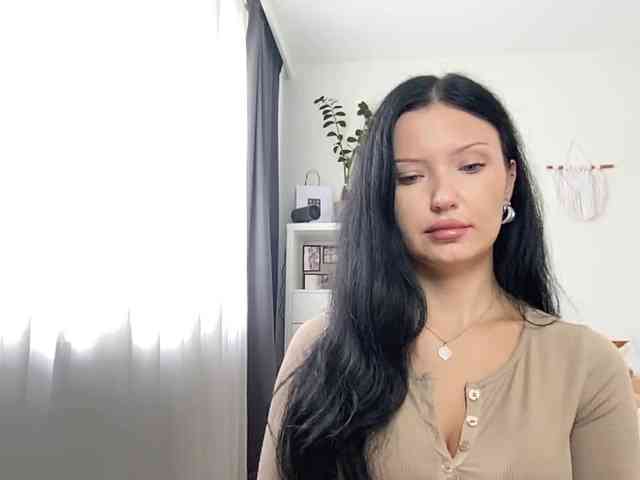 JoanFlirt webcam