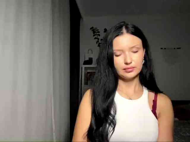 JoanFlirt webcam