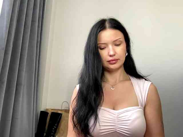 JoanFlirt webcam