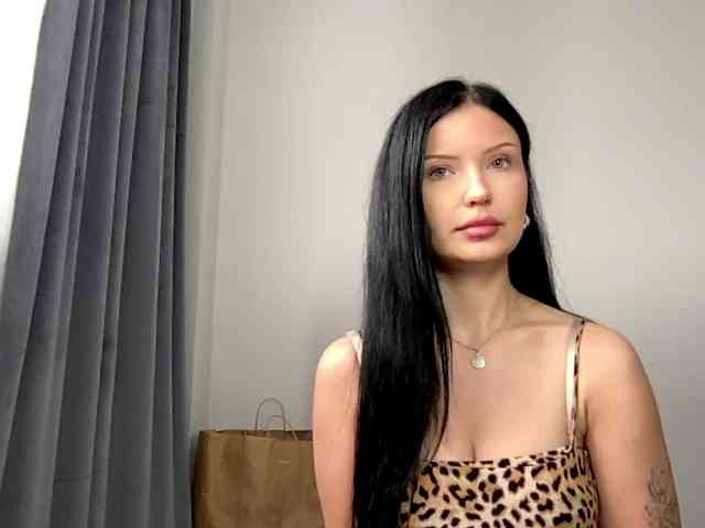 JoanFlirt webcam