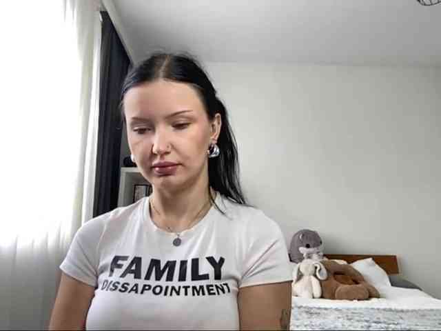 JoanFlirt webcam