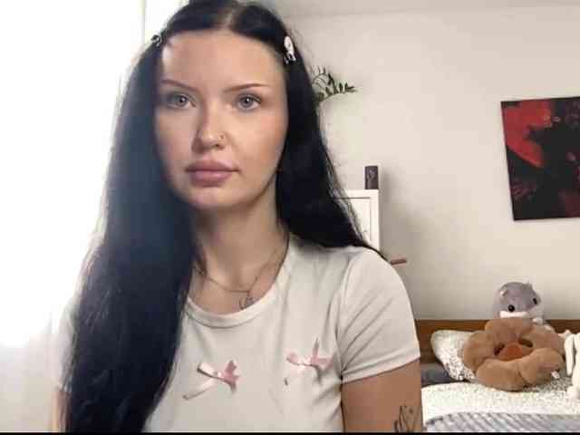 JoanFlirt webcam