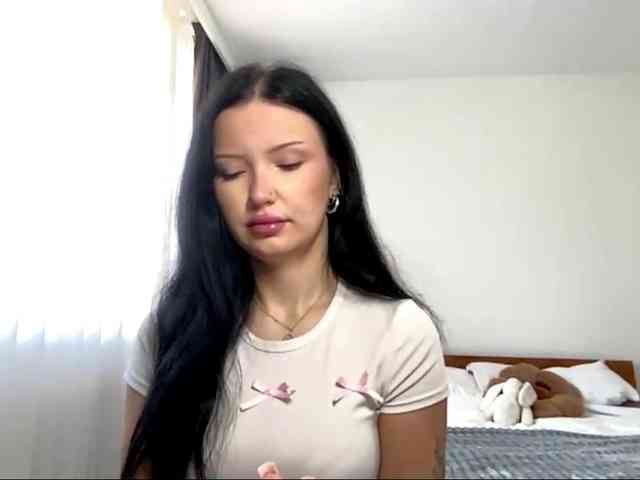 JoanFlirt