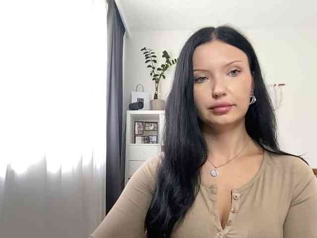 JoanFlirt