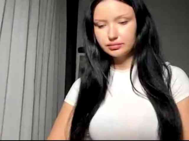 JoanFlirt
