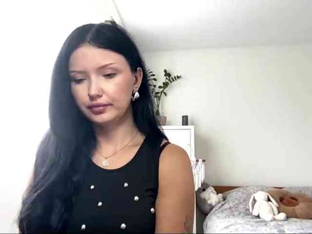 JoanFlirt