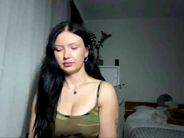 JoanFlirt webcam