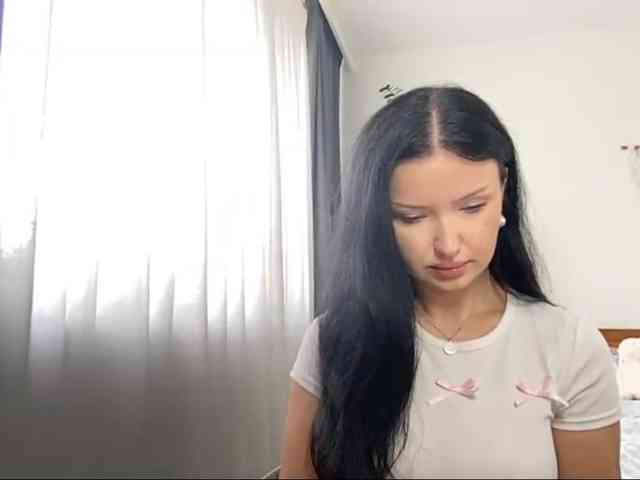 JoanFlirt