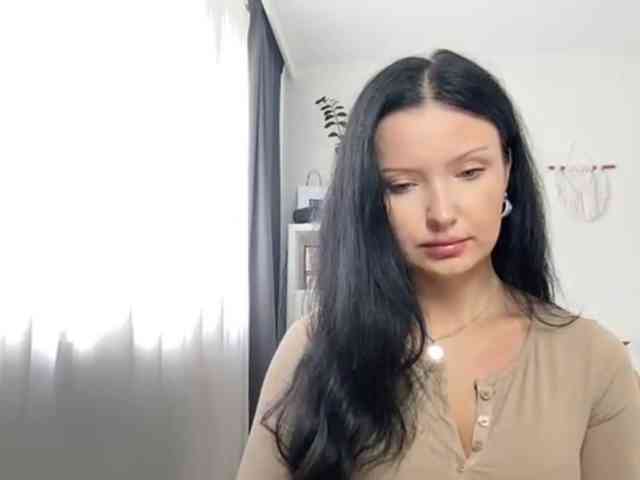 JoanFlirt