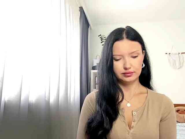 JoanFlirt webcam