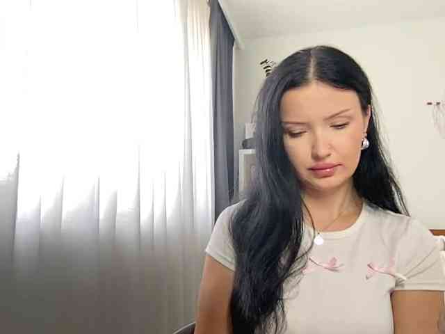 JoanFlirt webcam