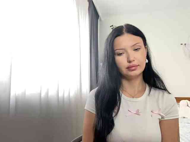 JoanFlirt webcam
