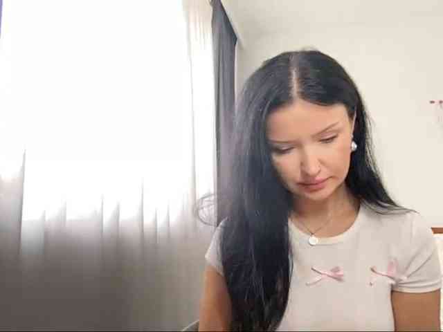 JoanFlirt webcam