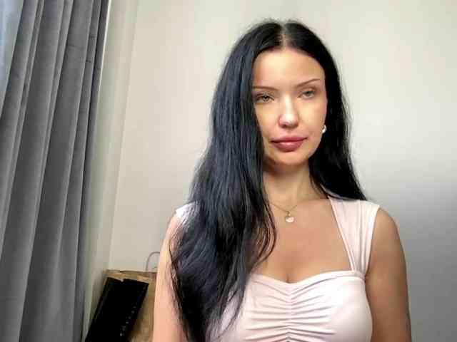 JoanFlirt webcam