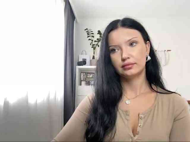 JoanFlirt webcam
