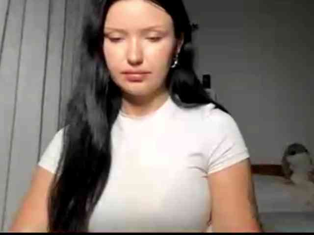 JoanFlirt