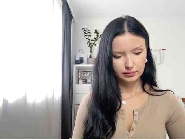 JoanFlirt webcam