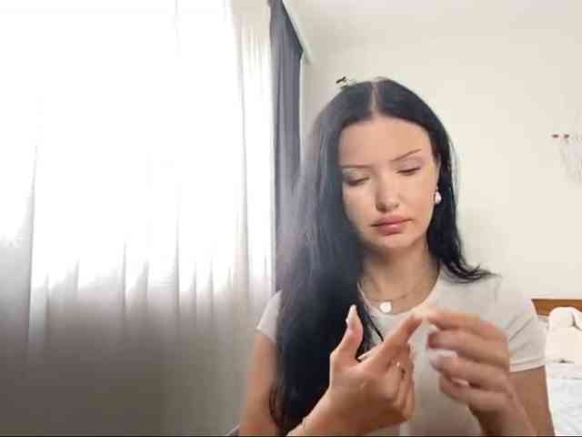 JoanFlirt webcam