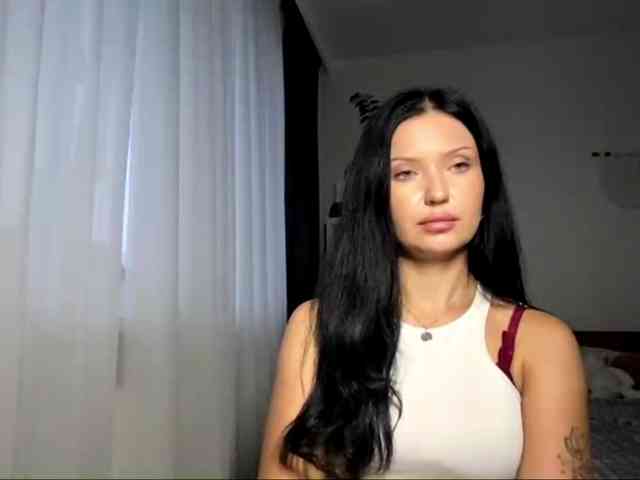 JoanFlirt webcam
