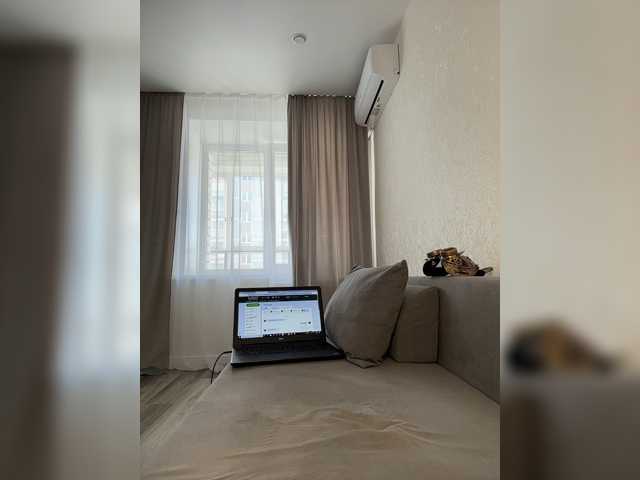 Kattrina live cam on BongaCams