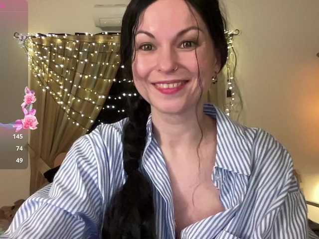 LilithNewdawn's BongaCams show and profile