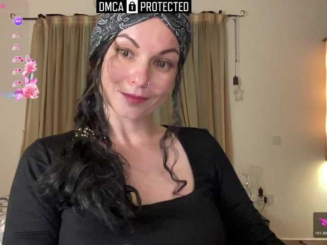 LilithNewdawn live cam on BongaCams
