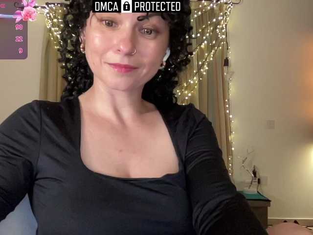 LilithNewdawn live webcam show