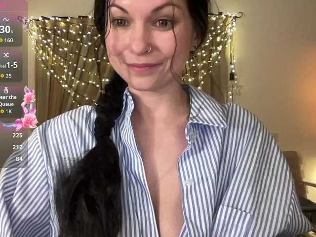 LilithNewdawn's BongaCams show and profile