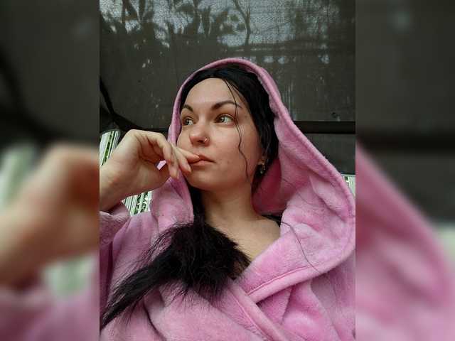 LilithNewdawn's BongaCams show and profile