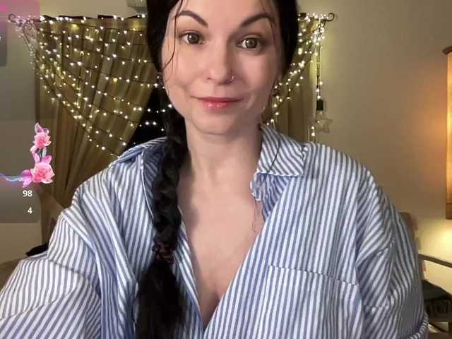 LilithNewdawn's BongaCams show and profile