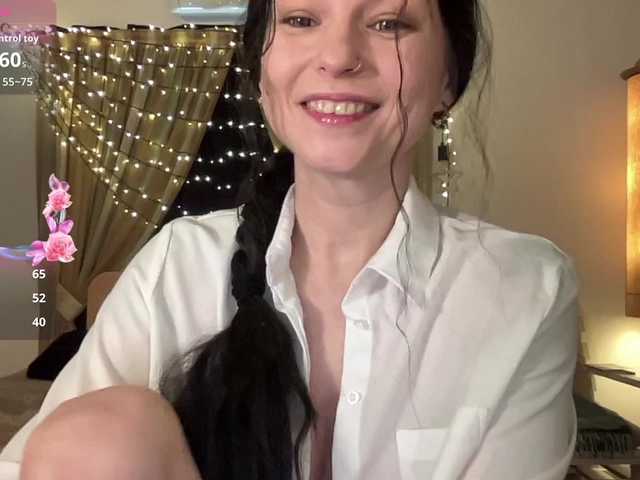 LilithNewdawn's BongaCams show and profile