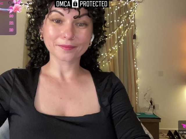 LilithNewdawn live webcam show